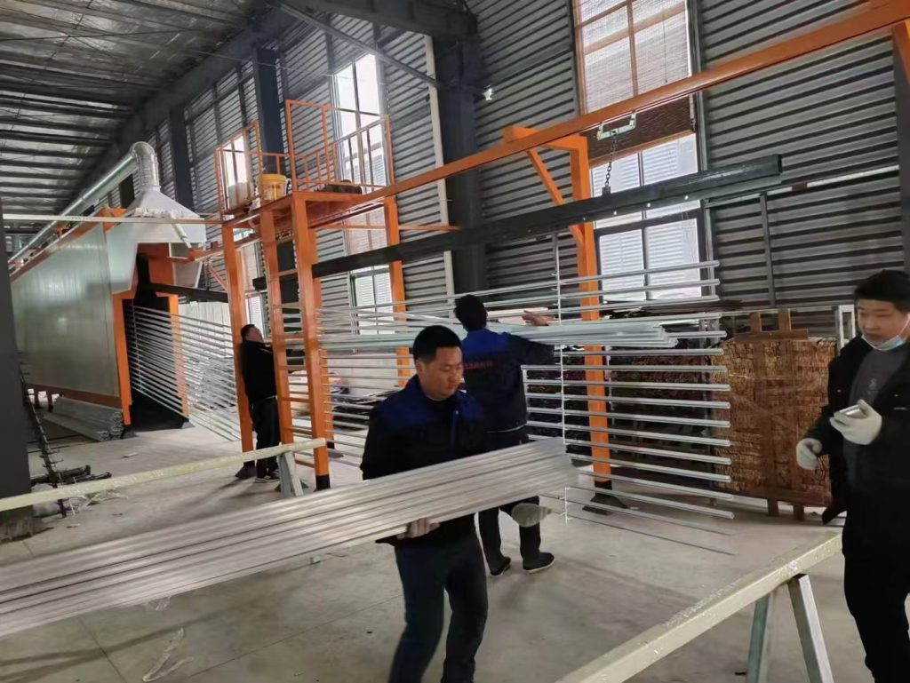 江苏铝材喷涂设备安装调试进行时，精准工艺打造行业标杆品质！